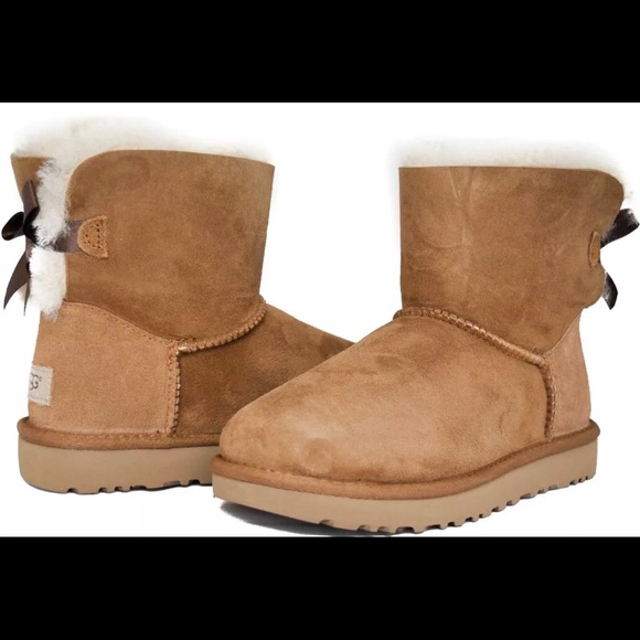 Women ugg Australia boots 100% authentic brand new - Picture 1 of 5